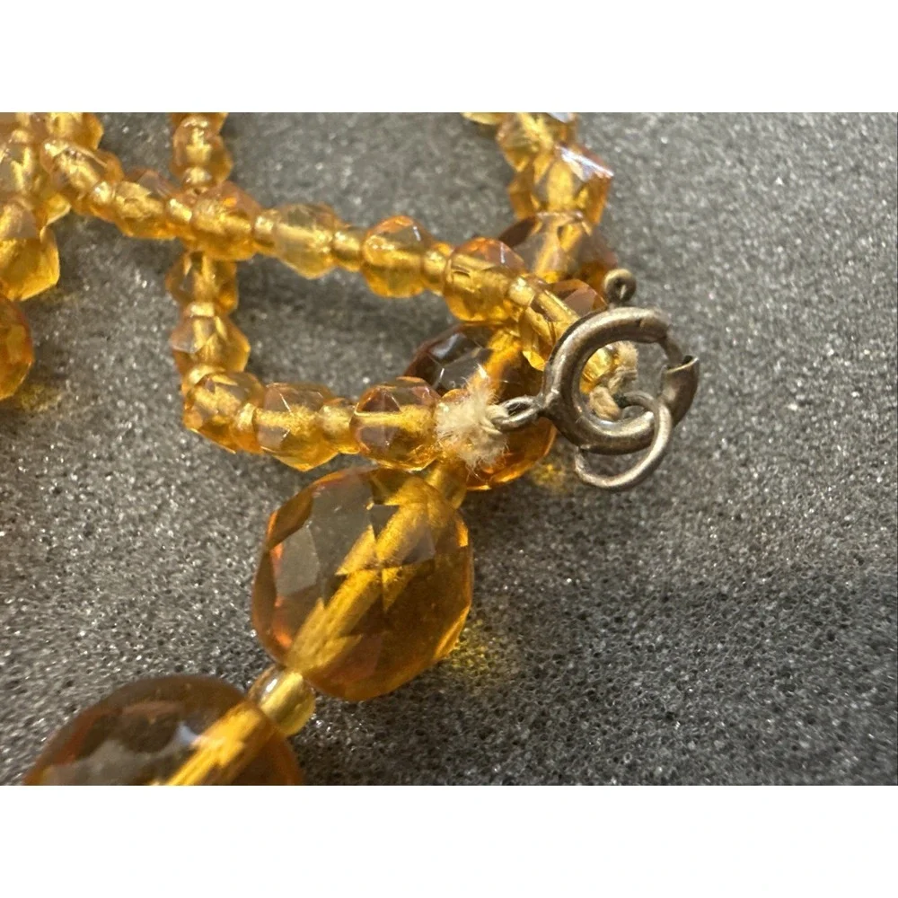 Vintage Art Deco Graduated Faceted Amber Crystal Glass Bead Necklace‎ Bib